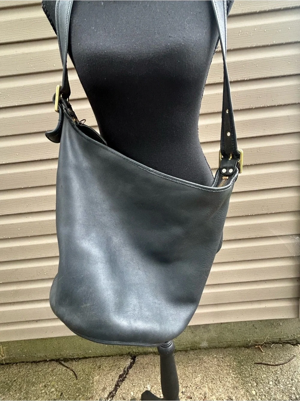 Vintage 1995 Coach Duffle Sac #9085 Black Glove Tanned Leather Made in USA